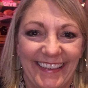 Meet your Posher, Leslie